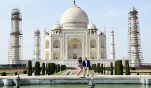 24 let po Diani sta Tadž Mahal obiskala tudi William in Kate