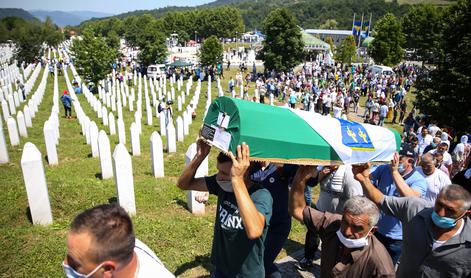 Bo 11. julij razglašen za mednarodni dan spomina na genocid v Srebrenici?