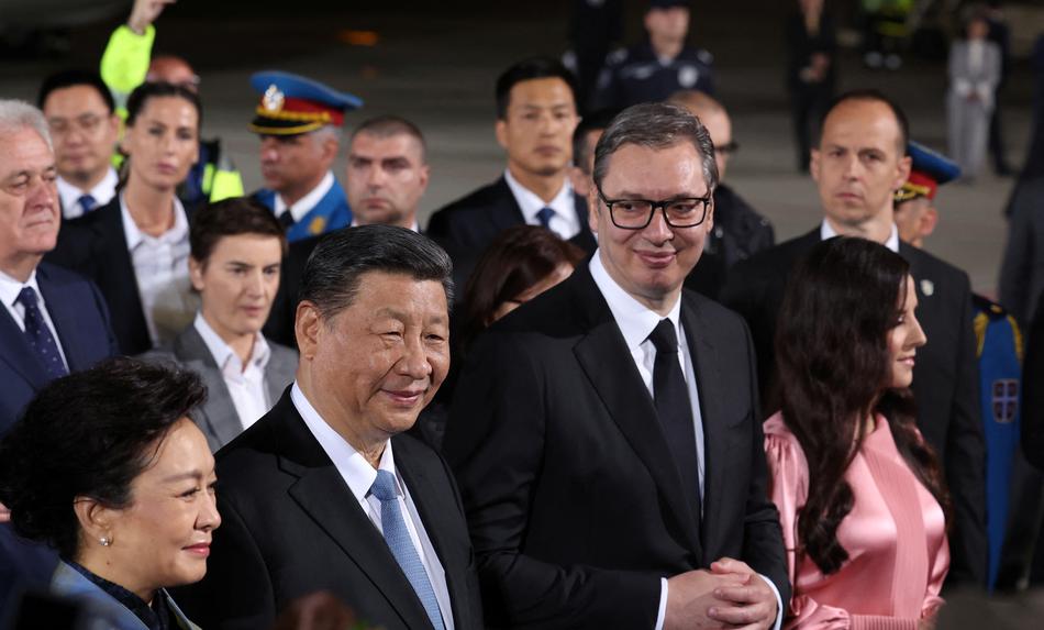 Kitajski predsednik prispel v Beograd. Vučić: To je velika čast. #video