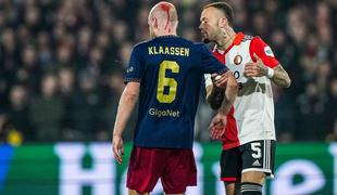 Kaos na Nizozemskem: nogometaš krvavel, tekma dvakrat prekinjena
