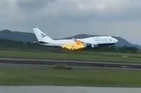 Še en incident na Boeingovem letalu: kmalu po vzletu je zagorel motor #video
