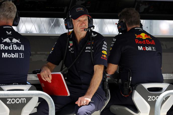 Adrian Newey | Adrian Newey dirko v Miamiju še spremlja na Red Bullovem komandnem mestu. | Foto Reuters