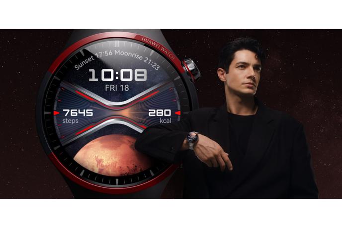 Huawei Watch 4 Pro Space Edition navdih iz vesolja