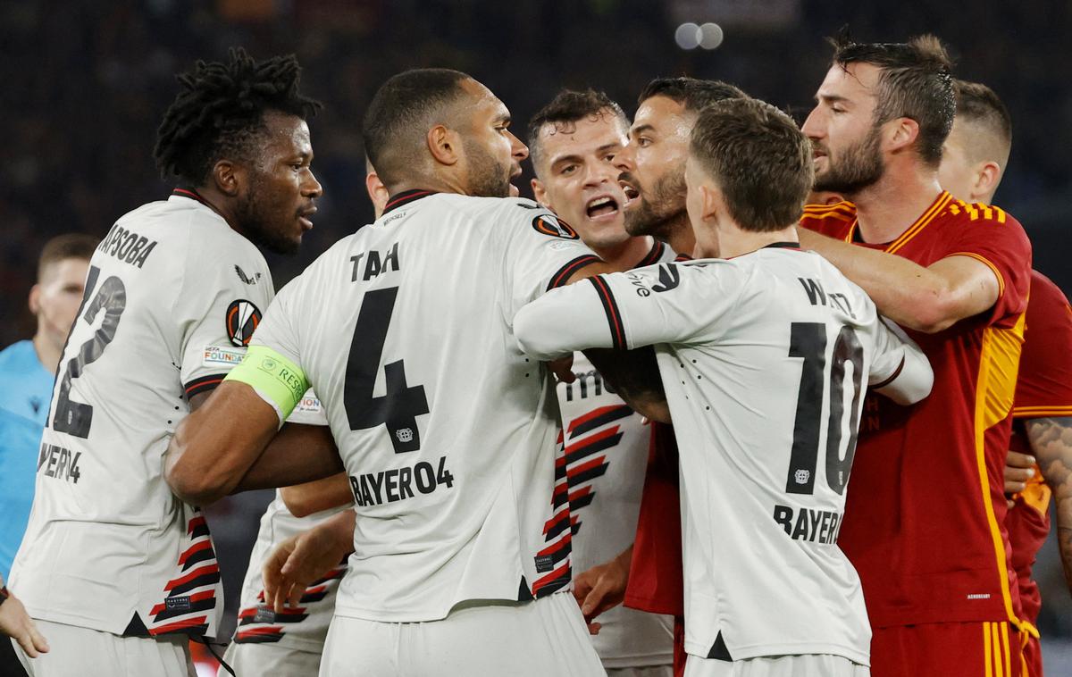 Roma - Bayer Leverkusen | V Rimu je bilo vroče, Bayer Leverkusen pa se je veselil zmage z 2:0. | Foto Reuters