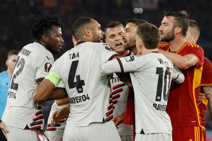 Roma - Bayer Leverkusen | V Rimu je bilo vroče, Bayer Leverkusen pa se je veselil zmage z 2:0. | Foto Reuters