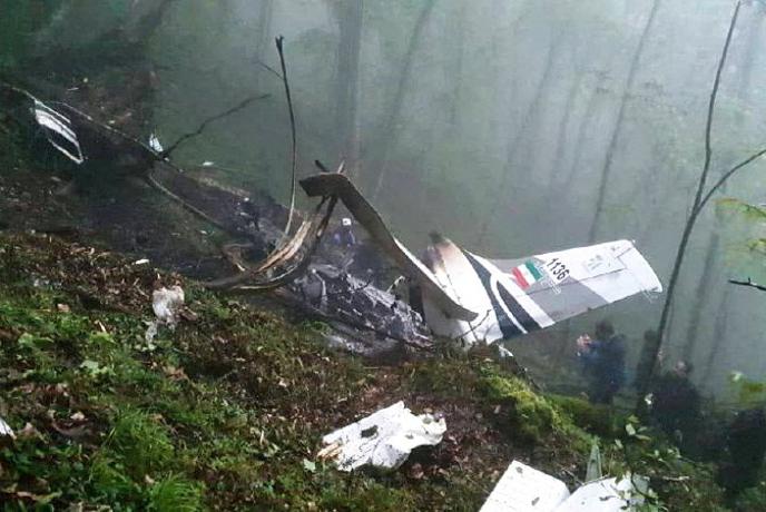 Helikopterska nesreča: iranski predsednik in zunanji minister sta mrtva #foto #video