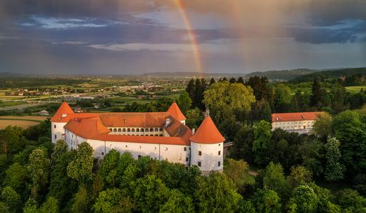 Idilični grad Mokrice bo prvič gostil hrvaški glasbeni spektakel
