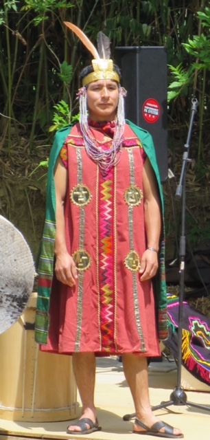 V tradicionalnem inkovskem oblačilu | Foto: Osebni arhiv