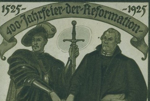 Če je v 95 tezah Luther kot katoličan še grajal Cerkev, je poleti 1520 izdal knjigo Krščanskemu plemstvu nemškega naroda (An den christlichen Adel deutscher Nation), v kateri je napadel Katoliško cerkev kot pokvarjeno in papeža označil za antikrista ter tako dokončno prelomil s katolištvom. | Foto: commons.wikimedia.org