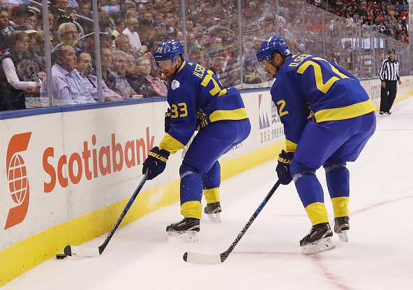 Dvojčkoma Sedin se hokejska rojstnodnevna želja ni izpolnila. Kot pravi Daniel, je bila to morda celo njuna zadnja reprezentančna tekma. | Foto: Getty Images