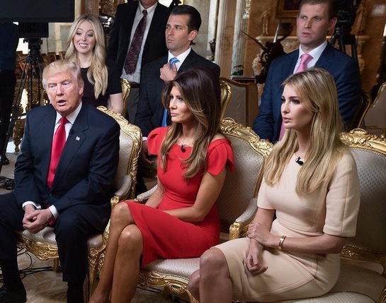 Kakšno vlogo v Beli hiši oziroma v Trumpovi administraciji bo imela njegova družina? Ivanka Trump, Donald Trump mlajši in Eric Trump so člani Trumpove tranzicijske ekipe, ki pripravlja vse potrebno za prenos oblasti januarja prihodnje leto. | Foto: Instagram/Getty Images
