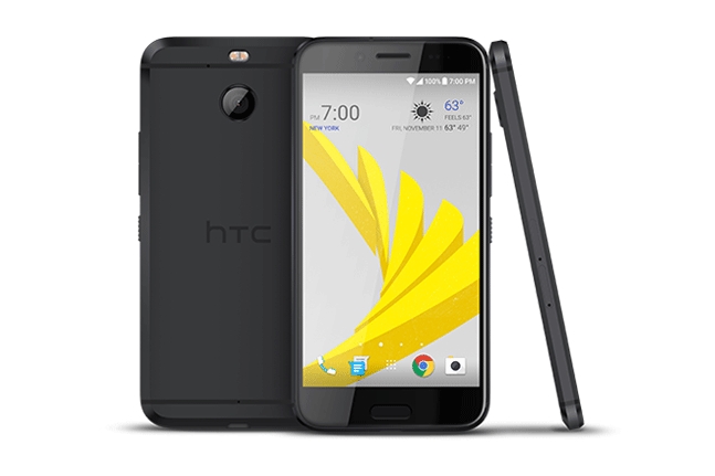 Pametnega telefona HTC 10 Evo pri nas še ni mogoče kupiti. Pred nekaj dnevi se je iz ZDA, kjer je debitiral, prebil šele do Velike Britanije, a še ni na prodaj. Ni še znano, če bo pri nas sploh na voljo. | Foto: 