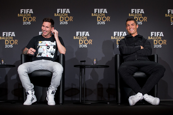 Messi in Ronaldo sta največja kandidata za zlato žogo za dosežke v letu 2016. | Foto: Getty Images