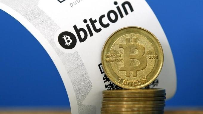 Uporabniki očitno eno od prednosti bitcoina vidijo v anonimnosti, toda ali je to tudi pot za pranje denarja, davčne utaje in financiranje terorizma? | Foto: Reuters