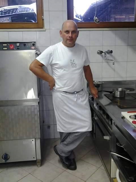 Matjaž Lang, kuhar slovenske biatlonske reprezentance, je oskrbnik Brunarice na Osolniku.  | Foto: Osebni arhiv