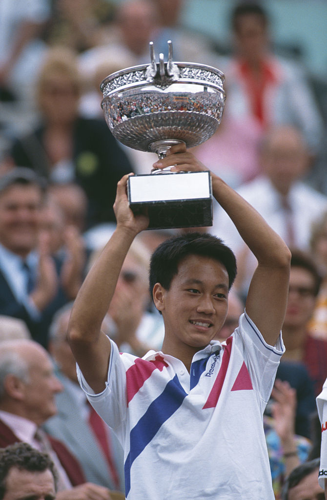 Michael Chang še danes velja za najmlajšega zmagovalca turnirja za grand slam. Star je bil 17 let in štiri mesece. To je bila tudi njegova edina zmaga na turnirjih velike četverice. | Foto: Guliverimage/Getty Images