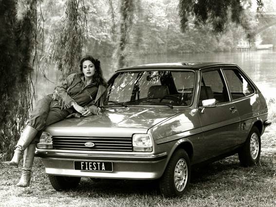 Prva generacija ford fieste iz leta 1976. Bila je tekmec avtomobilov kot so bili fiat 127, renault 5 in volkswagen polo. | Foto: Ford