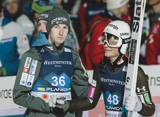 Žiga Jelar in Anže Lanišek upata na najboljše skoke. | Foto: Sportida