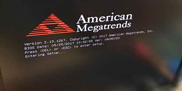 Logotip podjetja American Megatrends (AMI) ob zagonu osebnega računalnika, ki uporablja njihov UEFI. | Foto: AMI