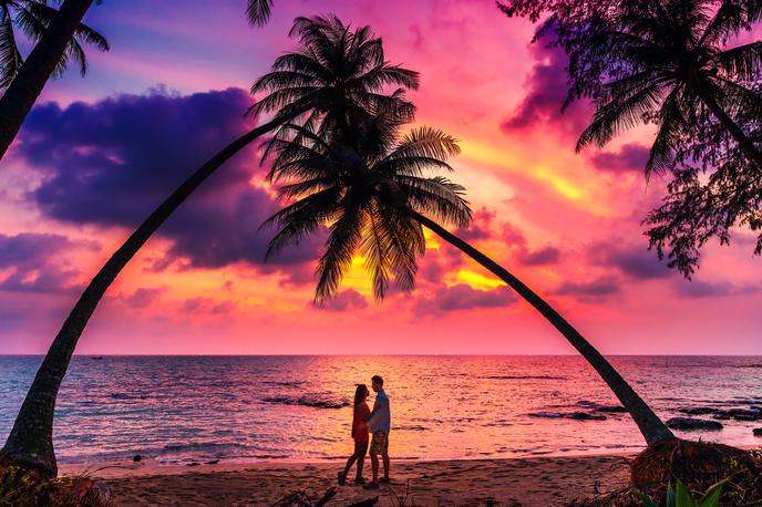 Medeni tedni | V letih 2022 in 2023 naj bi se poročilo približno 4,7 milijona parov, s čimer se bo bistveno povečalo tudi število poročnih potovanj. | Foto Shutterstock