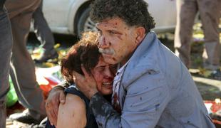 V eksplozijah v Ankari 95 mrtvih, več kot 200 ranjenih