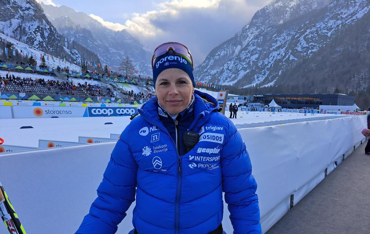 Vesna Fabjan | Vesna Fabjan, bronasta olimpijka iz Sočija, dela z vso predanostjo, da bi lahko na vsak način pomagala našim tekmovalcem. | Foto Boštjan Boh