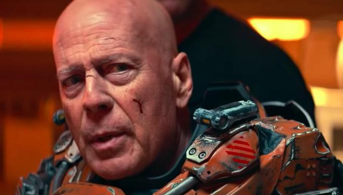 Bruce Willis kot James Ford v filmu Kozmični greh. | Foto: promocijsko gradivo