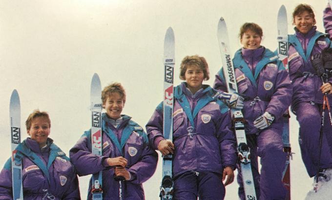 Pred 30 leti: Katjuša (levo) v družbi Veronike Šarec, Katje Lesjak, Katre Zajc in Mateje Svet.  | Foto: Osebni arhiv