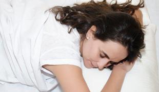 Kakšen vpliv imajo motnje spanja na delovanje genov?