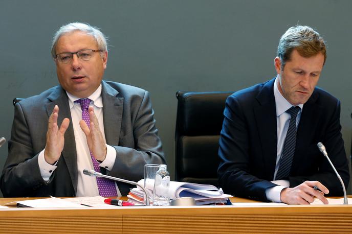 Ceta predsednik valonskega parlamenta Andre Antoine (levo) in valonski premier Paul Magnette (desno) | Foto Reuters