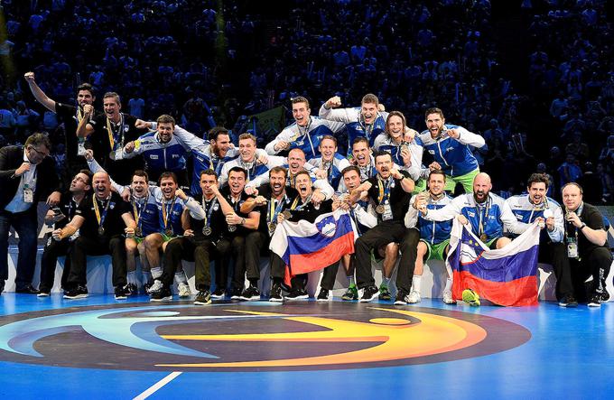 Slovenija se veseli velike bronaste medalje. | Foto: Sportida