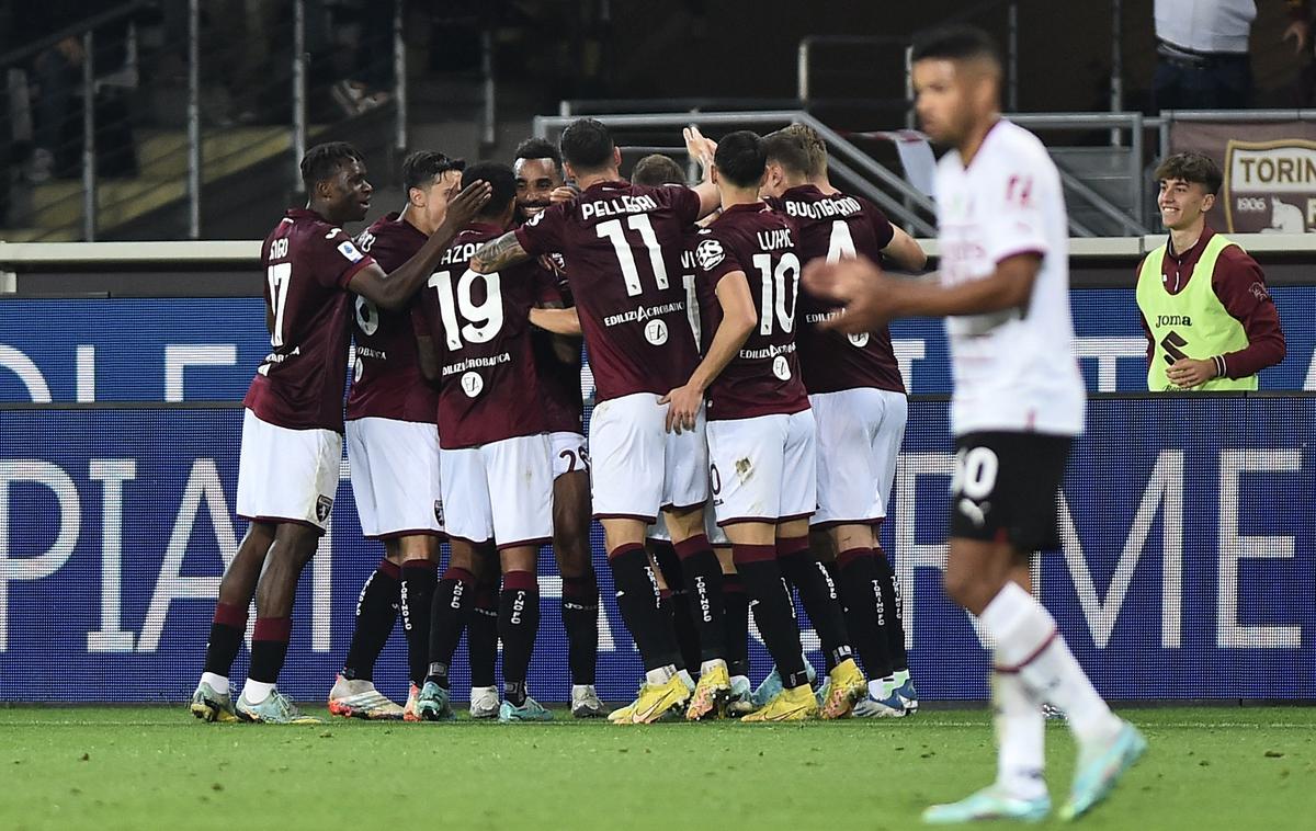 Torino Milan | Torino je prizadejal Milanu, ki ga med tednom čaka evropska bitka s Šeškovim Salzburgom za napredovanje v osmino finala lige prvakov, šele drugi poraz v tej sezoni. | Foto Reuters