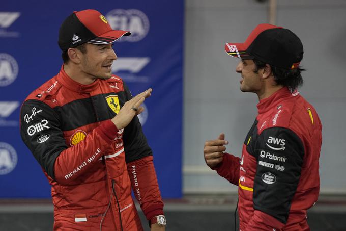 Vsaj še dve sezoni bosta za Ferrari dirkala Charles Leclerc in Carlos Sainz ml. | Foto: AP / Guliverimage