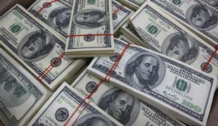 Zakaj ameriški dolar izgublja vrednost?