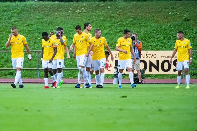 Ljubljanski Bravo se je razveselil prvih prvoligaških točk v zgodovini kluba. | Foto: Grega Valančič / Sportida