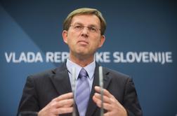 Cerar: Slovenija bo kmalu začela stopnjevati nadzor na meji s Hrvaško
