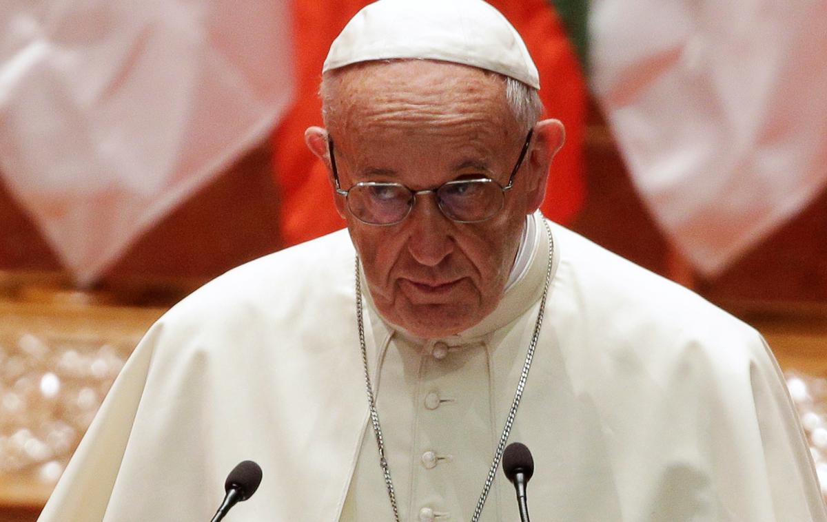 Papež Frančišek Mjanmar | Papež Frančišek je spolne škandale že večkrat obsodil in priznal, da je Cerkev predolgo ignorirala bolečino žrtev. | Foto Reuters