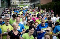 Dobrodelni tekači zbrali 18.800 evrov za otroke na ljubljanski pediatriji #foto