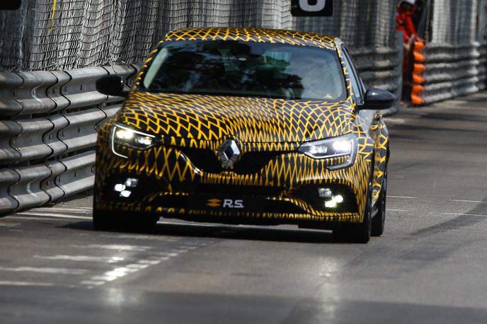 Renault mégane R.S. - nastop na F1 Monako | Foto Renault