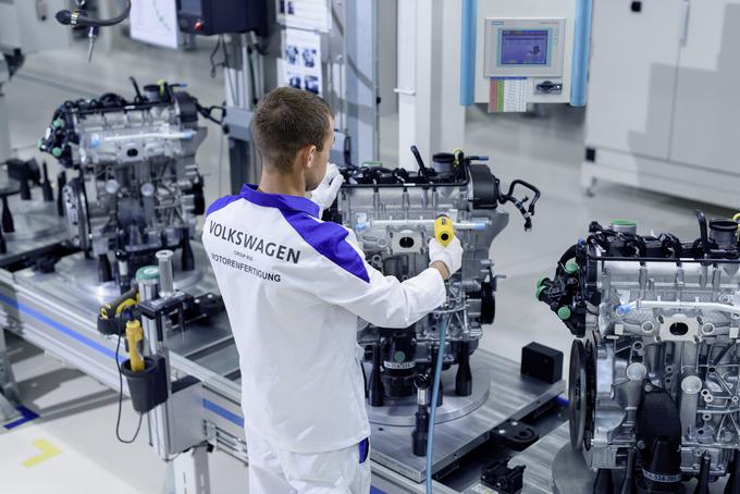 Prvi mož Volkswagnovega oddelka raziskav in razvoja pravi: "V prihodnje bodo vsi modeli opremljeni z najnovejšo in najučinkovitejšo tehnologijo SCR-katalizatorja." | Foto: Volkswagen
