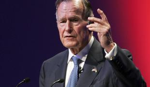 George Bush starejši po ženinem pogrebu zaradi okužbe v bolnišnici