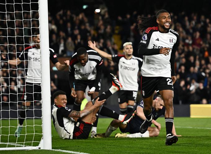 Veselje Rodriga Muniza po tretjem zadetku Fulhama proti Tottenhamu. | Foto: Reuters