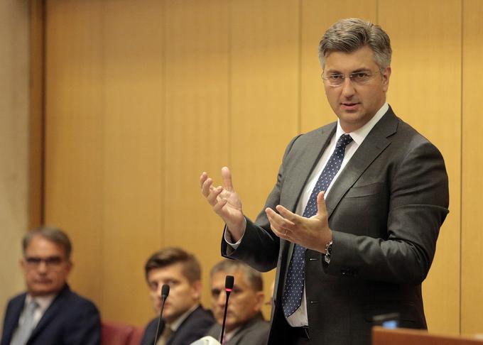 Čeprav bi nove predčasne volitve skoraj zagotovo dobila HDZ, si jih Andrej Plenković ne želi. | Foto: STA ,