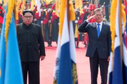 Severna in Južna Koreja bosta razglasili mir #video