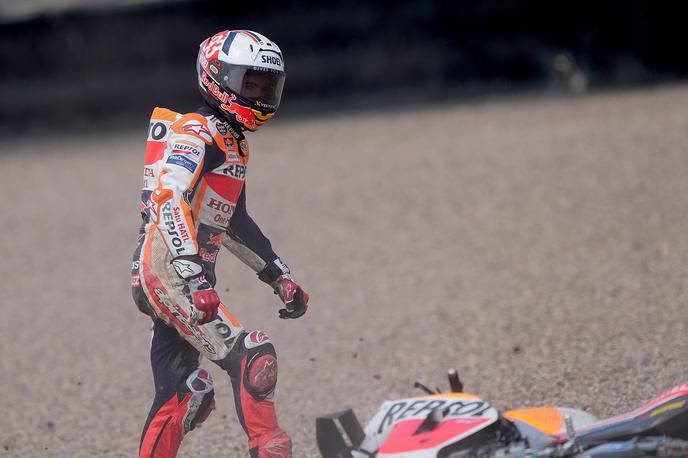 Marc Marquez | Marc Marquez je na ogrevanju znova padel, tako da danes ne bo nastopil na dirki. | Foto Guliverimage