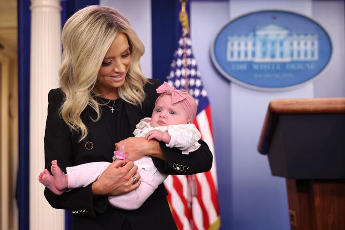 Med prvim medijskim nastopom jo je spremljala tudi šestmesečna hčerka.  | Foto: Getty Images
