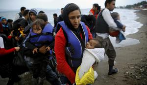 Letos preko Sredozemlja 700 tisoč migrantov