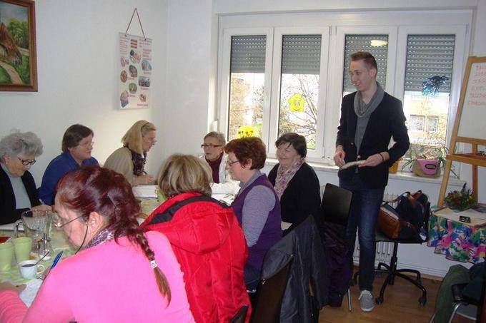 Prvo resno prostovoljsko delo je bilo učenje angleščine v Hiši sadeži družbe v Murski Soboti. | Foto: 