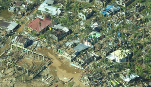 Tajfun Rai terjal najmanj 80 življenj
