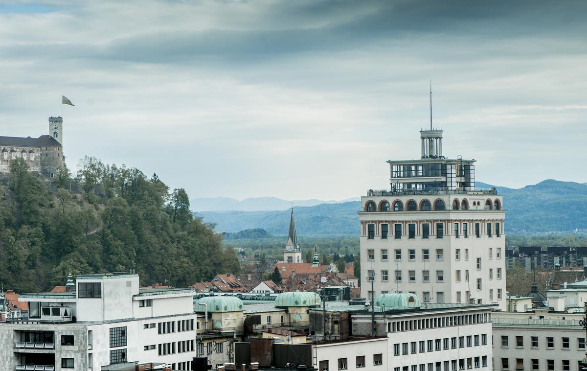 Mesto Ljubljana. | V Ljubljani je treba za kvadratni meter rabljenega stanovanja v povprečju odšteti 2.800 evrov. | Foto Siol.net